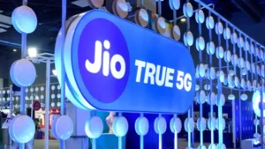 Read more about the article Jio ने पेश किए किफायती डेटा प्लान्स: 101 रुपये से शुरू