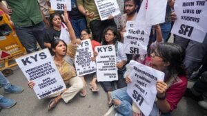 Read more about the article Paper Leak रोकने के लिए केंद्र सरकार का सख्त कदम,लागू हुआ ये कानून