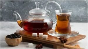 Read more about the article गुणों की खान है काली चाय, जानें सेहत के लिए कैसे वरदान साबित होगी Black Tea