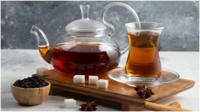 You are currently viewing गुणों की खान है काली चाय, जानें सेहत के लिए कैसे वरदान साबित होगी Black Tea