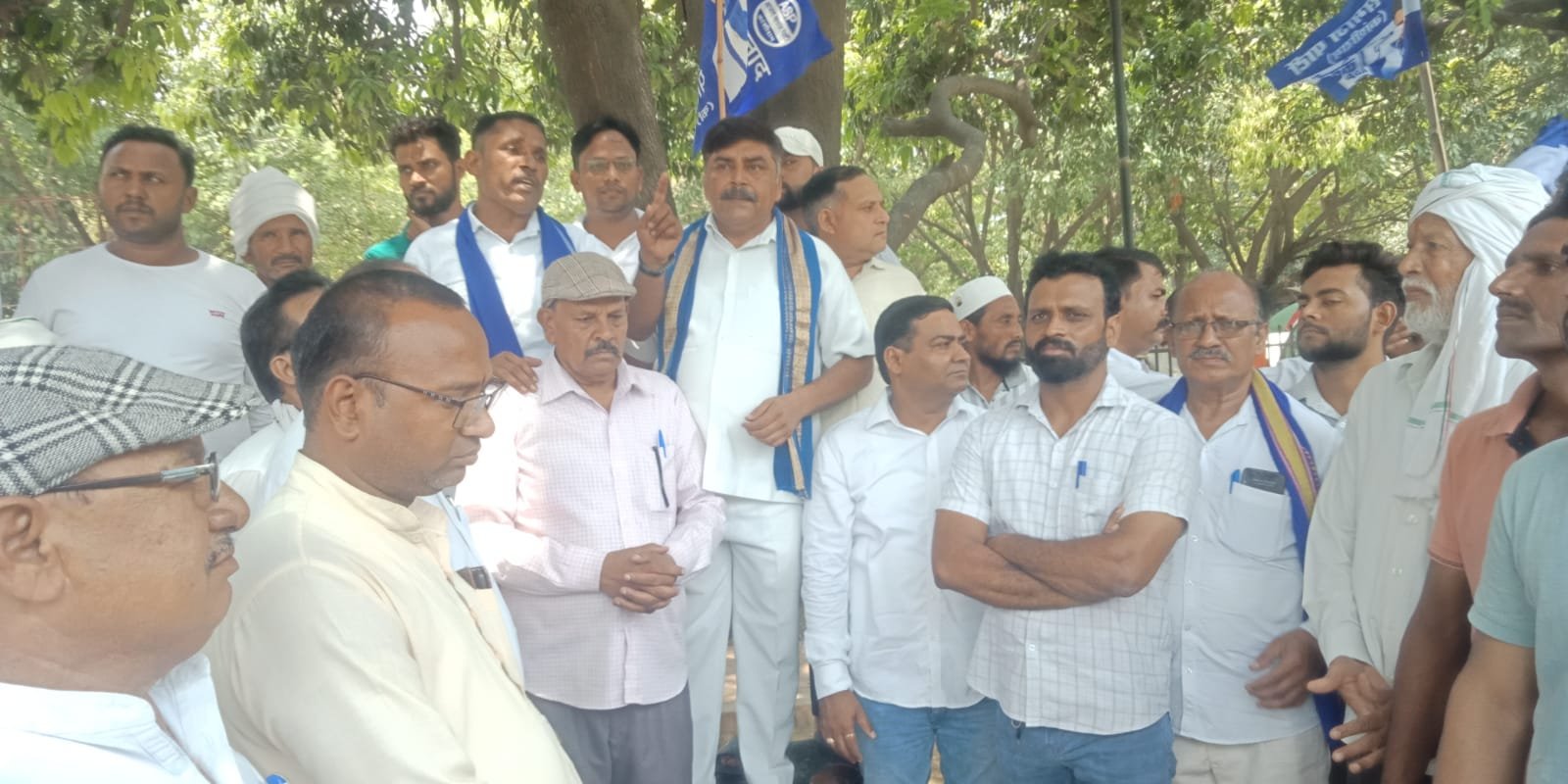 Read more about the article समस्याओं के निदान की मांग को लेकर आसपा ने किया प्रदर्शन