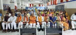 Read more about the article उप मुख्यमंत्री ,भूपेंद्र सिंह सहित जनप्रतिनिधियों और कार्यकर्ताओं ने लखनऊ महानगर में बूथ स्तर पर मन की बात कार्यक्रम सुना