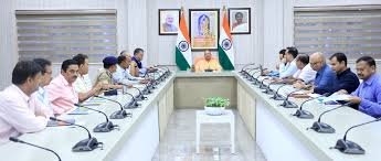 Read more about the article यूपी में आरटीओ कार्यालयों को हाईटेक बनाने की तैयारी: मुख्यमंत्री योगी आदित्यनाथ के निर्देश