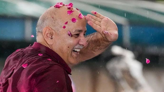 You are currently viewing तिहाड़ जेल से रिहा होकर मनीष सिसोदिया की नई चुनौती: क्या करेंगे डिप्टी सीएम के रूप में वापसी?