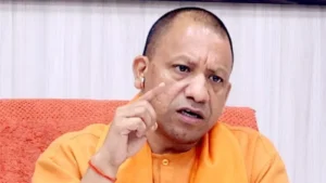 Read more about the article गोरखपुर में सपा कार्यकर्ताओं का अनोखा प्रदर्शन: बुलडोजर शव यात्रा निकाल कर सरकार के खिलाफ जताया विरोध