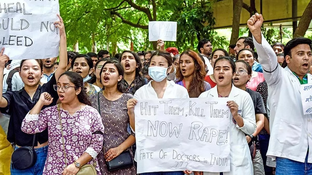 You are currently viewing कोलकाता में जूनियर डॉक्टरों की हड़ताल का समापन