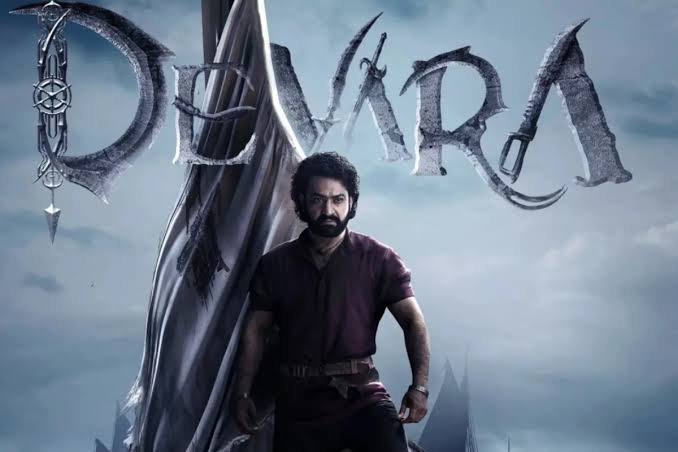 You are currently viewing जूनियर एनटीआर की ‘देवरा- पार्ट 1’: 2024 की मोस्ट अवेटेड फिल्म, जानिए बॉक्स ऑफिस पर पहले दिन का अनुमानित कलेक्शन