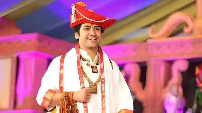 You are currently viewing तिरुपति मंदिर प्रसादम विवाद पर बागेश्वरधाम के पीठाधीश्वर धीरेंद्र कृष्ण शास्त्री की प्रतिक्रिया