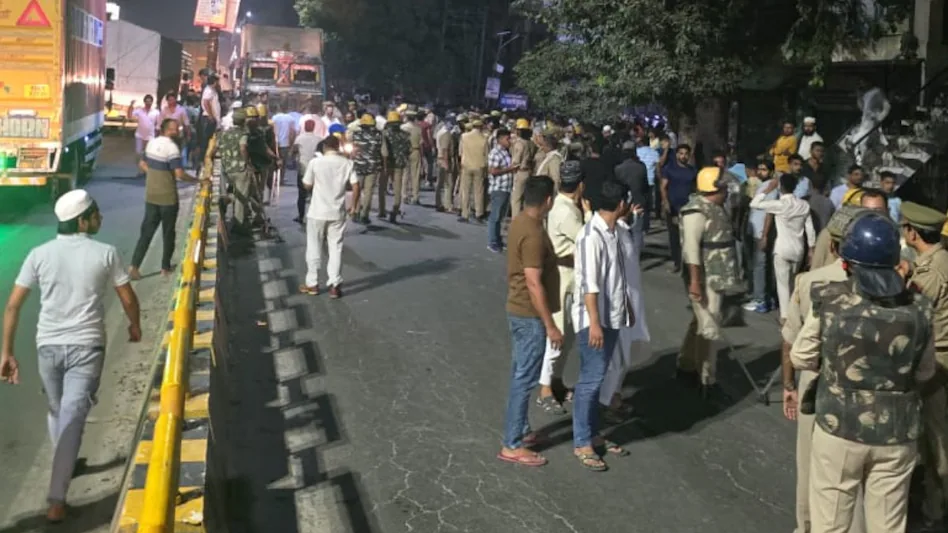 You are currently viewing बहराइच हिंसा के बाद मुजफ्फरनगर में तनाव, सोशल मीडिया पोस्ट पर बवाल