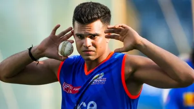You are currently viewing IPL 2025 के मेगा ऑक्शन में अर्जुन तेंदुलकर को लेकर आई चौंकाने वाली स्थिति