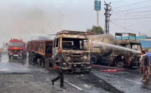 Read more about the article जयपुर के भांकरोटा क्षेत्र में भीषण हादसा: LPG टैंकर और ट्रक की टक्कर में 11 की मौत, 35 घायल