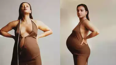 Read more about the article राधिका आप्टे ने अपनी प्रेग्नेंसी और मदरहुड जर्नी के बारे में किया खुलासा