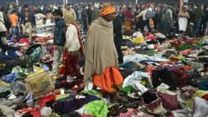 Read more about the article Maha Kumbh Mela 2025 में भगदड़ से 20 मौतों की आशंका, सीएम योगी की बैठक..