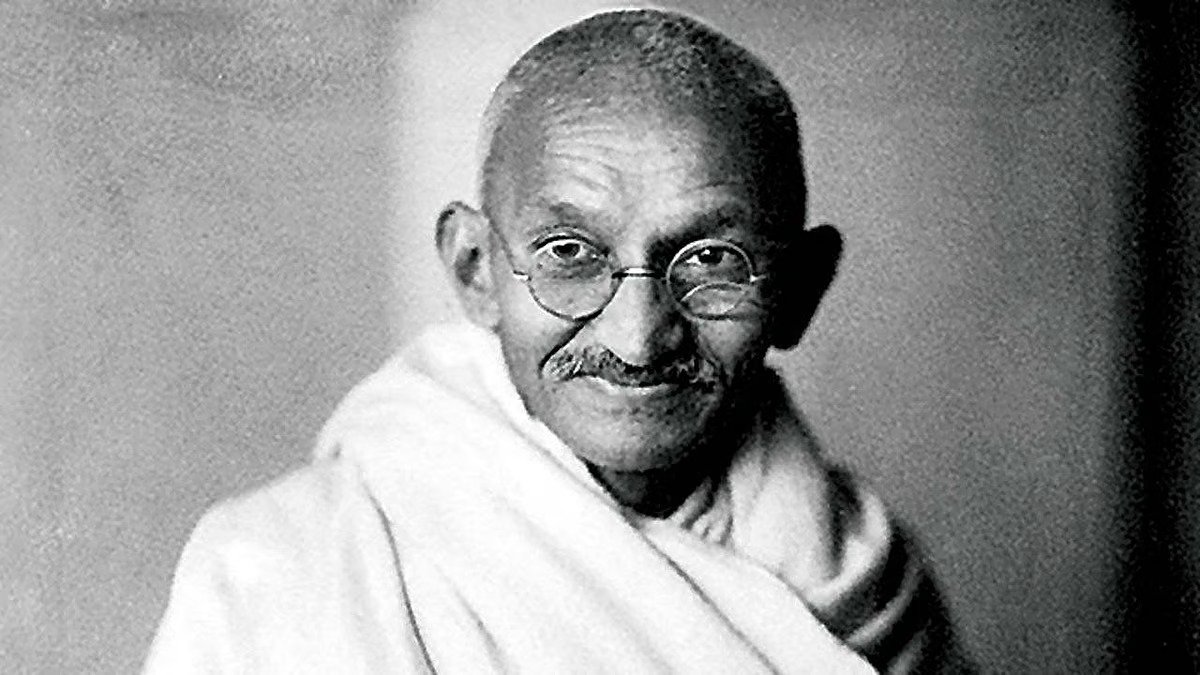 You are currently viewing Mahatma Gandhi की हत्या का सच..जानें किसने और क्यों की थी यह हत्या?