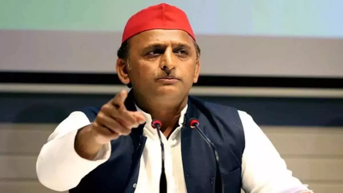 Read more about the article कुंभ मेला और घोटालों को लेकर अखिलेश यादव का योगी पर हमला