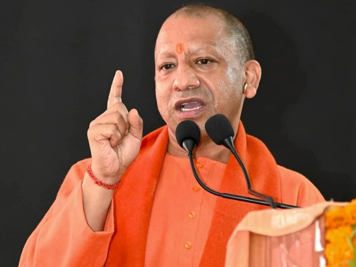 Read more about the article Maha Shivratri 2025: महाकुंभ के अंतिम स्नान पर्व की तैयारियों के लिए मुख्यमंत्री योगी की बैठक