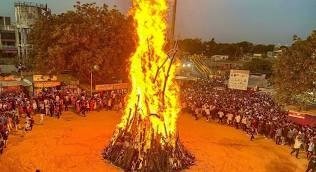 You are currently viewing होलिका दहन के समय इन चीजों का सेवन करें, स्वास्थ्य और संपत्ति में होगा इज़ाफा