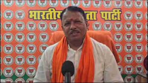 Read more about the article गोंडा भाजपा जिलाध्यक्ष का अश्लील वीडियो वायरल, पार्टी में मचा हड़कंप