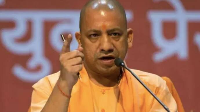 You are currently viewing गोरखपुर लिंक एक्सप्रेसवे का लोकार्पण: CM योगी आदित्यनाथ ने कहा – आजमगढ़ बना अदम्य साहस का प्रतीक