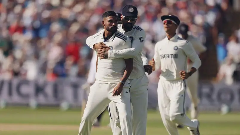 You are currently viewing IND vs ENG Day 3: तीसरे दिन चला ‘मियां मैजिक’, सिराज-आकाशदीप ने चटकाए 10 विकेट; भारत को 244 रन की बढ़त