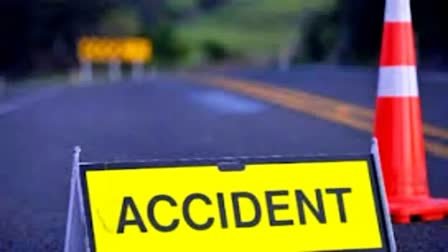 Read more about the article Hapur Road Accident: स्विमिंग पूल से लौटते समय कैंटर की चपेट में आने से 5 की दर्दनाक मौत