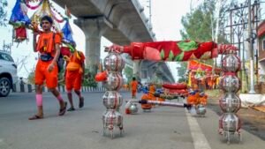 Read more about the article कांवड़ यात्रा के चलते गुरुग्राम में यातायात पर सख्ती, NH-48 पर भारी वाहनों की नो एंट्री, एडवाइजरी जारी