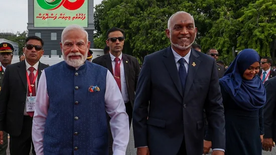 You are currently viewing मालदीव में प्रधानमंत्री मोदी का भव्य स्वागत: राष्ट्रपति मुइज्जू ने बताया ‘अद्भुत व्यक्तित्व’