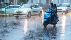 Read more about the article Weather in UP: यूपी मौसम अपडेट… लखनऊ से गोरखपुर तक झमाझम बारिश का दौर, किसानों के चेहरे खिले