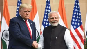 Read more about the article India-US Deal: भारत-अमेरिका के बीच 8300 करोड़ की डील: ट्रंप की टैरिफ चोट के बावजूद क्यों जरूरी है ये सौदा?