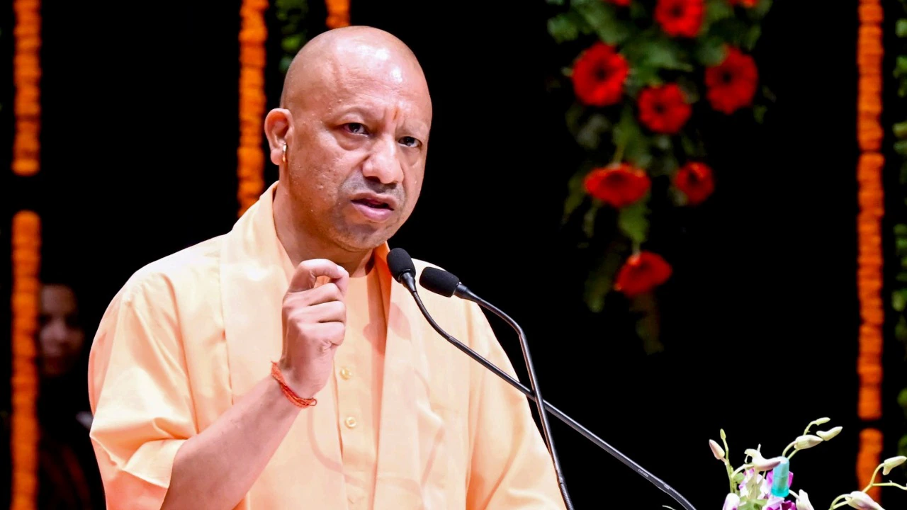 You are currently viewing “उत्तर प्रदेश अब माफिया मुक्त है, क्योंकि इसे जड़ से खत्म कर दिया गया है” – CM योगी आदित्यनाथ