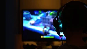 Read more about the article Online Gaming:ऑनलाइन गेमिंग बिल 2025: मनी गेम्स पर सख्ती तय, कंपनियों ने की सेवाएं बंद