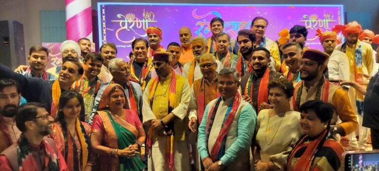 लखनऊ में प्रेरणा परिवार का भव्य होली मिलन समारोह सम्पन्न, परम्पराओं के माध्यम से संस्कृति से जुड़ने का संदेश