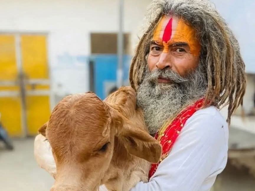 You are currently viewing Farsa Wale Baba Case: ‘फरसा वाले बाबा’ की मौत के बाद एनएच-2 पर तांडव, गौ-सेवकों का पथराव और पुलिस की जवाबी कार्रवाई