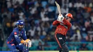 IPL 2026: हैदराबाद की बड़ी जीत पर अभिषेक शर्मा की पेनल्टी का साया, केकेआर को 65 रनों से रौंदा