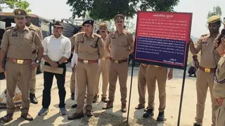 You are currently viewing Azamgarh में माफियाओं पर प्रशासन की बड़ी कार्रवाईगैंगस्टर एक्ट के तहत संजय यादव की  संपत्ति कुर्क