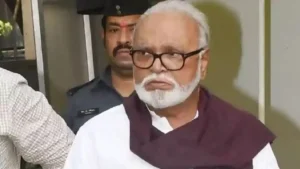 Read more about the article Chhagan Bhujbal का हेलीकॉप्टर दुर्घटनाग्रस्त होने से बाल-बाल बचा, पुणे में गलत लैंडिंग से मचा हड़कंप