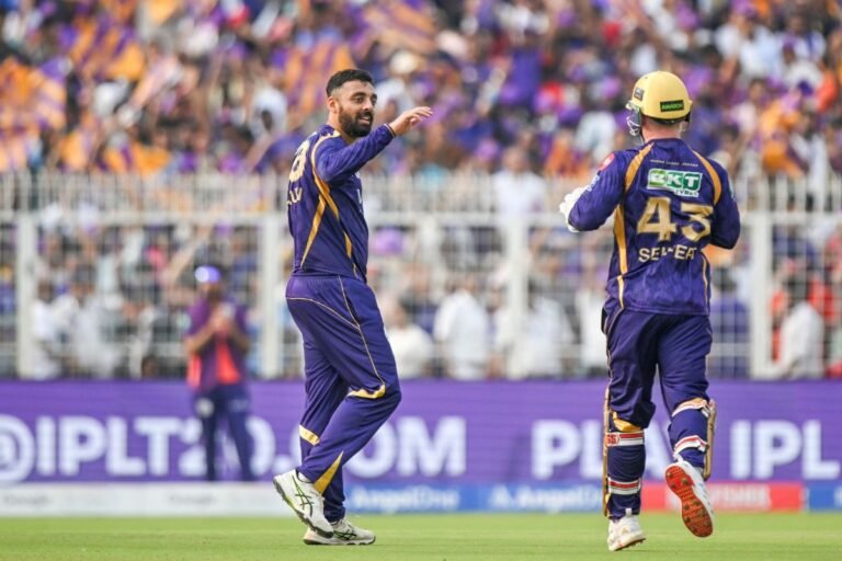 Varun Chakravarthy: टी20 क्रिकेट में रचा नया इतिहास, वरुण चक्रवर्ती बने सबसे तेज 200 विकेट लेने वाले भारतीय स्पिनर