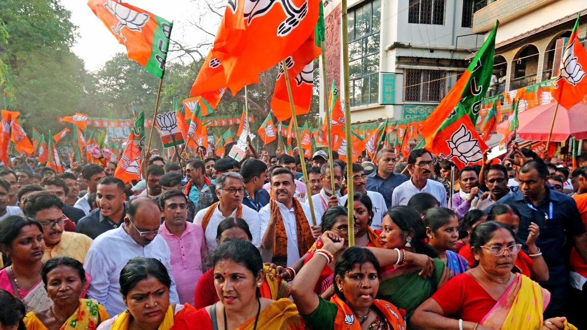 You are currently viewing Bengal Election 2026: आज शाम दूसरे चरण का चुनाव थम जाएगा चुनाव प्रचार, 29 अप्रैल को 142 सीटों पर होगा महामुकाबला