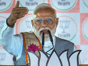Read more about the article West Bengal Elections: बैरकपुर में पीएम मोदी की हुंकार, कहा— ‘4 जून के बाद बीजेपी का शपथ ग्रहण तय’