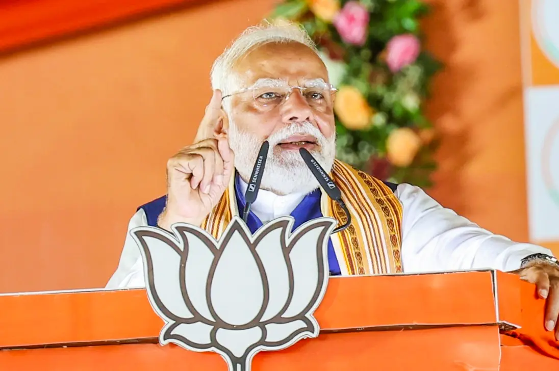 Read more about the article PM Modi Sikkim Visit: सिक्किम स्थापना के 50 वर्ष! पीएम मोदी ने दी 4000 करोड़ की सौगात, कांग्रेस पर साधा निशाना