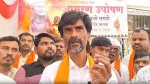 You are currently viewing Maratha Reservation: मनोज जरांगे पाटिल की फिर भूख हड़ताल, बैकफुट पर आई सरकार