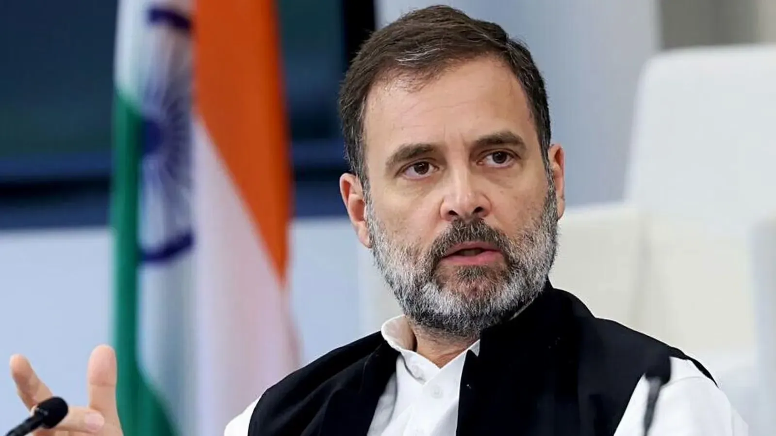 You are currently viewing Rahul Gandhi Slams Modi Government: राहुल गांधी का पीएम मोदी पर बड़ा हमला, शिक्षा मंत्री धर्मेंद्र प्रधान को तुरंत बर्खास्त करने की मांग की