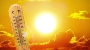 Read more about the article UP Weather: यूपी के इन जिलों में अत्यधिक भीषण लू की चेतावनी, जानें 28 मई का बड़ा बदलाव