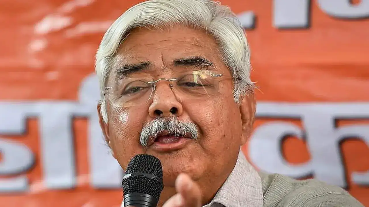 You are currently viewing Ram Mandir Trust Controversy: चंपत राय के इस्तीफे पर वीएचपी की बड़ी बैठक, कांग्रेस ने बोला पीएम मोदी पर तीखा हमला