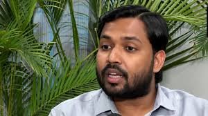 You are currently viewing NEET Paper Leak: दोषियों को सजा नहीं मिली तो मारा जाएगा गरीब बच्चों का हक” — पेपर लीक विवाद पर भड़के खान सर