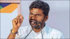 You are currently viewing K Annamalai ने थामी नई सियासी राह! बीजेपी से इस्तीफे के बाद लॉन्च की अपनी नई राजनीतिक पार्टी ‘वी द लीडर्स’