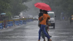 Read more about the article UP Weather: यूपी में आंधी-बारिश से मौसम सुहाना, 7 जून से फिर सताएगी भीषण लू