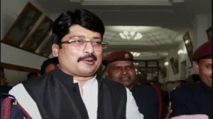 Read more about the article Raja Bhaiya को दिल्ली हाईकोर्ट से बड़ा झटका! पत्नी भानवी सिंह के घरेलू हिंसा मामले में जारी समन बरकरार, याचिका खारिज