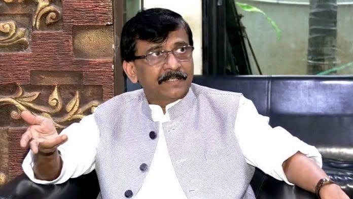You are currently viewing Ram Mandir Donation Scam: राम मंदिर चढ़ावा विवाद पर गरमाई देश की राजनीति, ‘सामना’ के जरिए उद्धव गुट ने भाजपा पर लगाया ये बड़ा आरोप