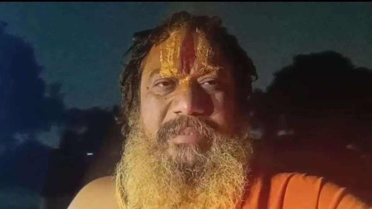 You are currently viewing Aamir Khan Controversy: आमिर खान की तीसरी शादी पर बढ़ा विवाद! जगद्गुरु परमहंस आचार्य का बेहद आपत्तिजनक बयान